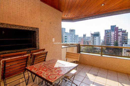 Foto 2 do(a) Apartamento de 3 quartos à venda em Auxiliadora, Porto Alegre