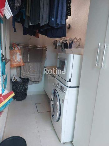 Foto 11 do(a) Casa em Condomínio de 3 quartos à venda em Umuarama, Uberlândia