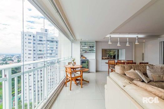 Foto 19 do(a) Apartamento de 3 quartos à venda em Jardim Europa, Porto Alegre