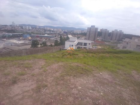 Foto 1 do(a) Casa em Condomínio false à venda em Jardim Florestal, Jundiaí