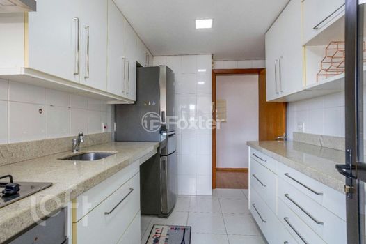 Foto 21 do(a) Apartamento de 3 quartos à venda em Auxiliadora, Porto Alegre