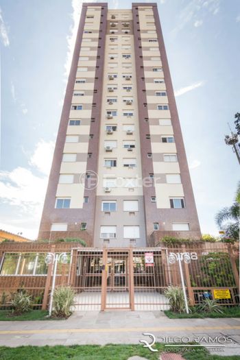 Foto 43 do(a) Apartamento de 3 quartos à venda em Santana, Porto Alegre