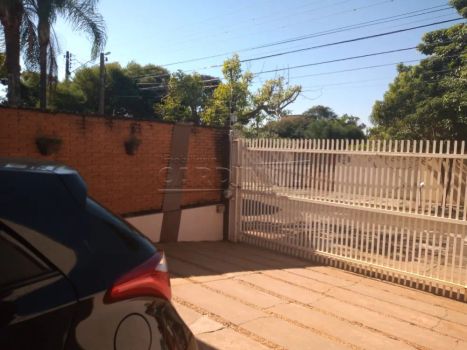 Foto 1 do(a) Casa de 3 quartos à venda em Parque Santa Marta, São Carlos