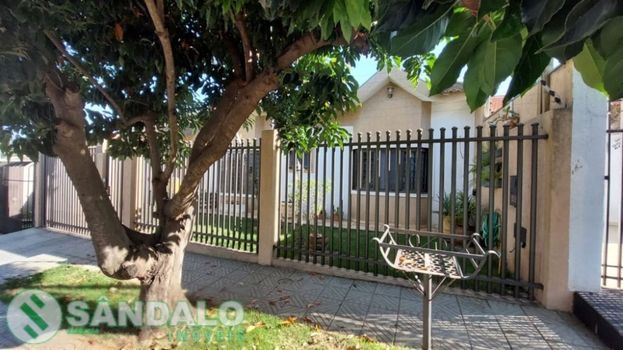 Foto 2 do(a) Casa de 3 quartos à venda em Parque da Gávea, Maringá