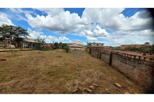 Foto 10 do(a) Terreno false à venda em Balneário Água Limpa, Nova Lima