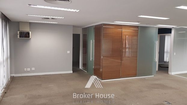 Foto 14 do(a) Sala / Conjunto Comercial de 5 quartos à venda em Vila Cruzeiro, São Paulo
