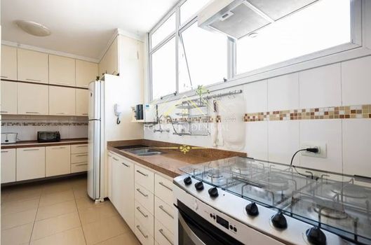 Foto 6 do(a) Apartamento de 3 quartos à venda em Itaim Bibi, São Paulo