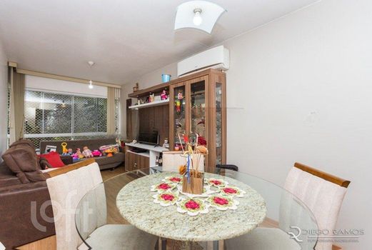 Foto 3 do(a) Apartamento de 3 quartos à venda em Cavalhada, Porto Alegre