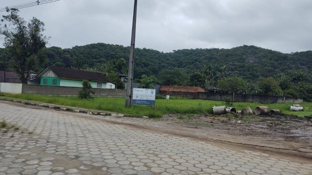 Foto 4 do(a) Terreno false à venda em null, Guaraqueçaba