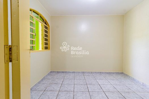 Foto 5 do(a) Casa de 2 quartos para alugar em Guará I, Brasília