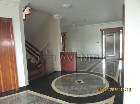 Foto 4 do(a) Casa de 6 quartos à venda em Quebec, Londrina