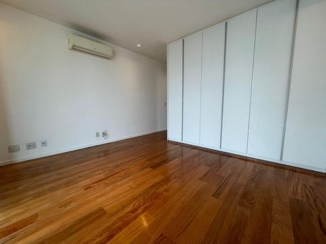 Foto 15 do(a) Apartamento de 4 quartos à venda em Barra da Tijuca, Rio de Janeiro