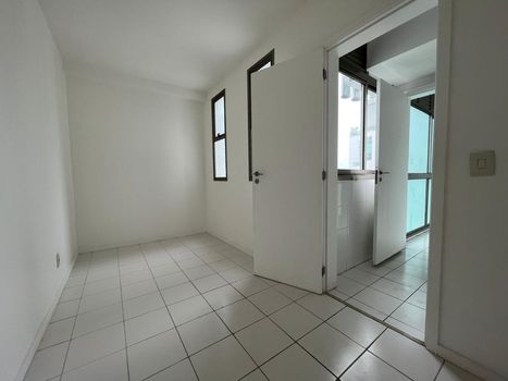 Foto 3 do(a) Apartamento de 4 quartos à venda em Barra da Tijuca, Rio de Janeiro