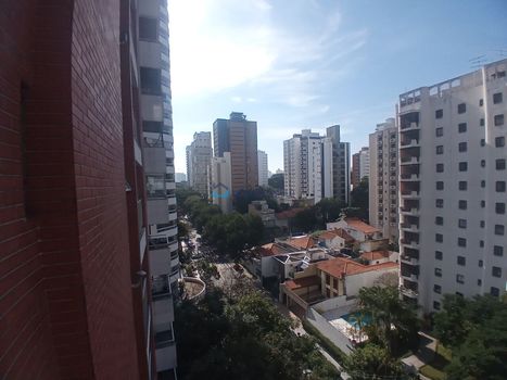 Foto 7 do(a) Apartamento de 1 quartos para alugar em Indianópolis, São Paulo