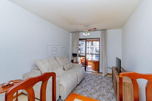 Foto 4 do(a) Apartamento de 2 quartos à venda em Rio Branco, Porto Alegre