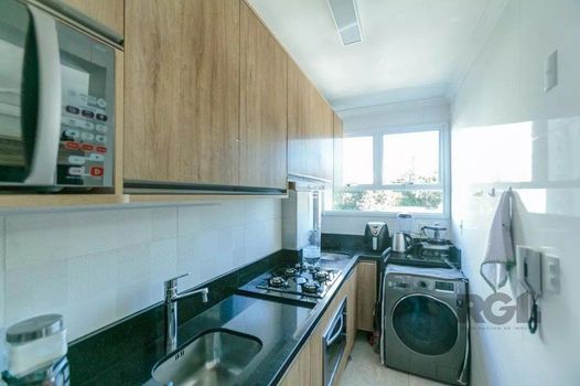Foto 5 do(a) Flat de 2 quartos à venda em Partenon, Porto Alegre