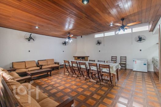Foto 36 do(a) Apartamento de 3 quartos à venda em Rio Branco, Porto Alegre