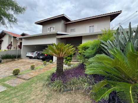 Foto 1 do(a) Casa false à venda em Vila Embaré, Valinhos