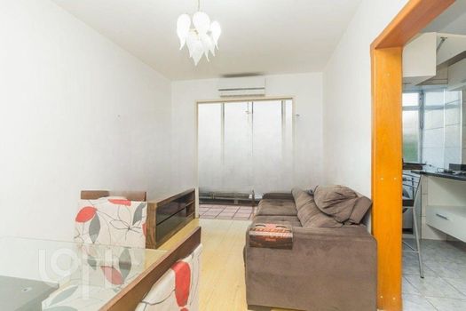 Foto 1 do(a) Apartamento de 1 quartos à venda em São Sebastião, Porto Alegre
