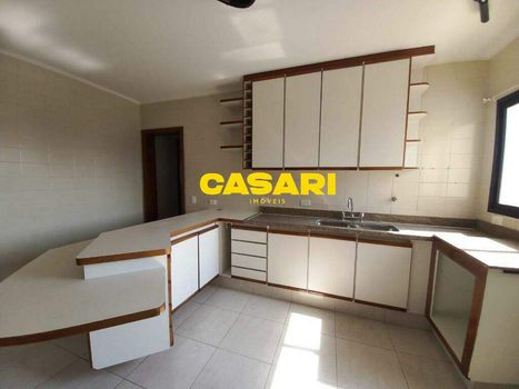 Foto 5 do(a) Apartamento de 3 quartos à venda em Vila Alzira, Santo André