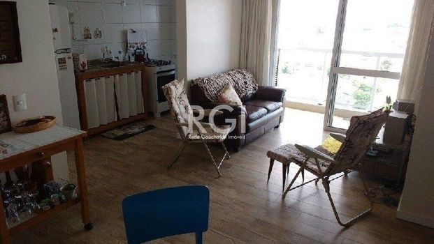 Foto 3 do(a) Flat de 2 quartos à venda em São Geraldo, Porto Alegre
