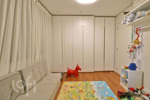 Foto 18 do(a) Apartamento de 3 quartos à venda em Petrópolis, Porto Alegre