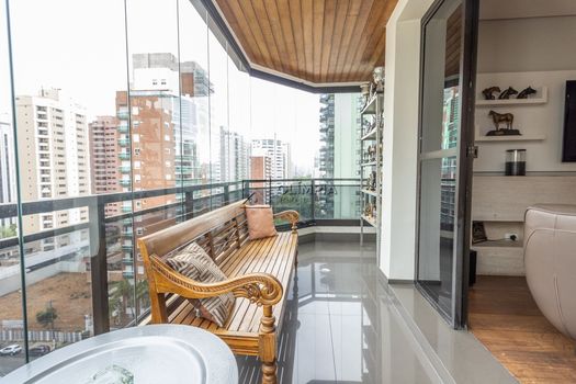 Foto 10 do(a) Apartamento de 4 quartos para alugar em Indianópolis, São Paulo