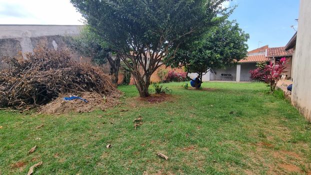 Foto 1 do(a) Terreno false à venda em Jardim Itamarati, Botucatu