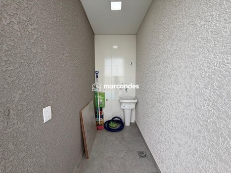 Foto 2 do(a) Casa de 3 quartos à venda em Gralha Azul, Fazenda Rio Grande