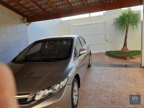 Foto 4 do(a) Casa de 4 quartos à venda em Alto Umuarama, Uberlândia