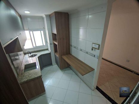 Foto 1 do(a) Cobertura de 2 quartos à venda em Vila Scarpelli, Santo André