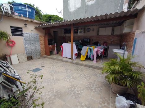 Foto 6 do(a) Casa de 3 quartos à venda em Realengo, Rio de Janeiro