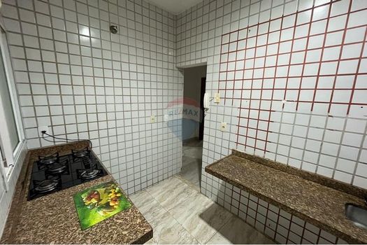Foto 8 do(a) Casa de 2 quartos à venda em Bonsucesso, Rio de Janeiro