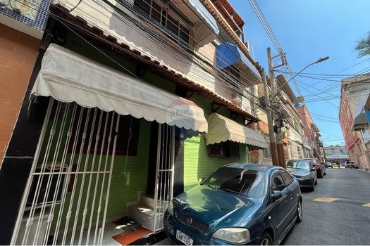 Foto 1 do(a) Casa de 2 quartos à venda em Bonsucesso, Rio de Janeiro