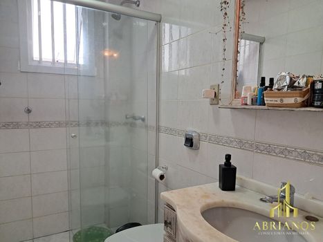 Foto 17 do(a) Apartamento de 2 quartos à venda em Medianeira, Porto Alegre