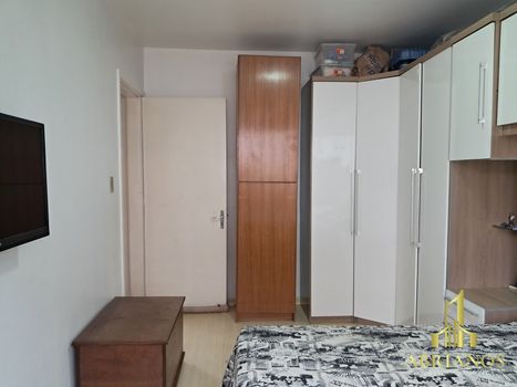 Foto 16 do(a) Apartamento de 2 quartos à venda em Medianeira, Porto Alegre
