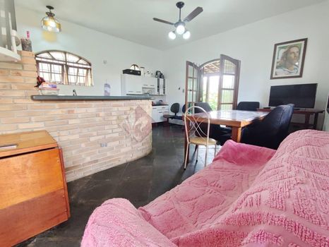 Foto 4 do(a) Casa de 2 quartos à venda em Vila Atlântica, Caraguatatuba