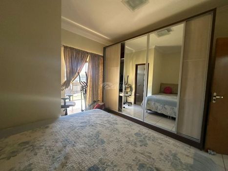 Foto 21 do(a) Apartamento de 3 quartos à venda em Jardim Alvorada, Maringá