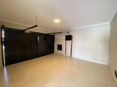 Foto 27 do(a) Casa de 7 quartos à venda em Vila Santa Maria, Araçatuba