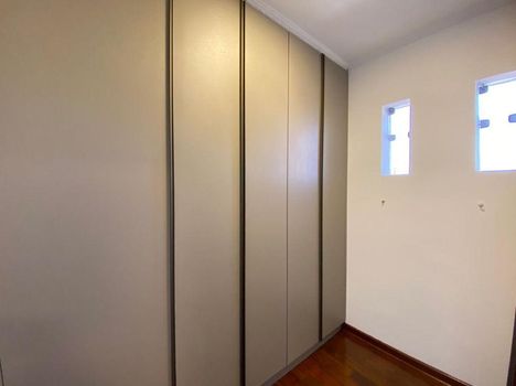 Foto 18 do(a) Casa de 7 quartos à venda em Vila Santa Maria, Araçatuba