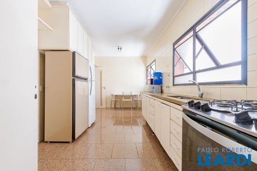 Foto 6 do(a) Apartamento false à venda em Higienópolis, São Paulo