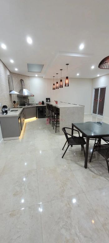 Foto 3 do(a) Casa em Condomínio de 3 quartos à venda em Jardim Florestal, Jundiaí