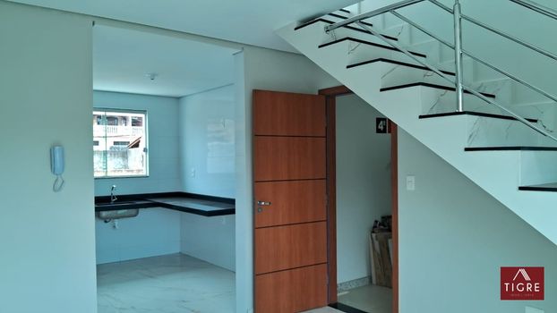 Foto 4 do(a) Cobertura de 3 quartos à venda em Letícia, Belo Horizonte