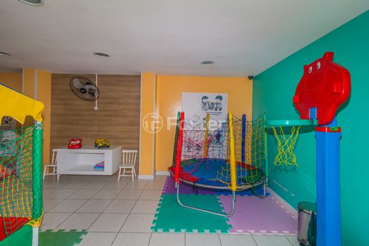 Foto 45 do(a) Apartamento de 3 quartos à venda em Jardim Itu, Porto Alegre