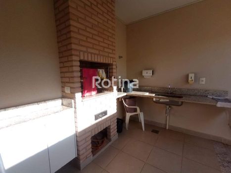 Foto 6 do(a) Apartamento de 3 quartos à venda em Saraiva, Uberlândia