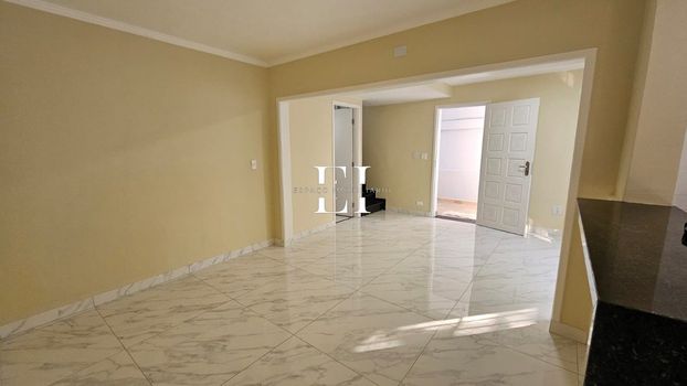 Foto 2 do(a) Casa de 3 quartos à venda em Jardim da Campina, São Paulo