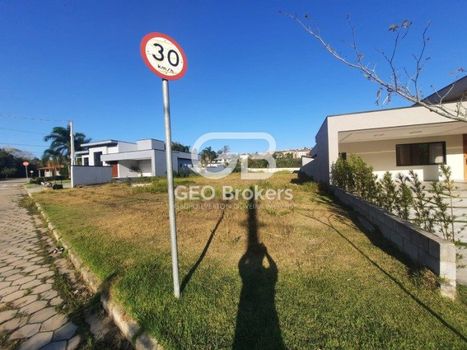 Foto 4 do(a) Terreno false à venda em Condomínio Parque Vale dos Lagos, Jacareí
