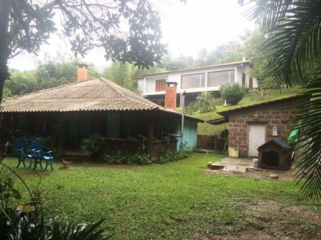 Foto 1 do(a) Fazenda / Sítio / Chácara de 4 quartos à venda em null, Espigão