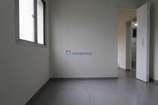 Foto 2 do(a) Apartamento de 1 quartos à venda em Cambuci, São Paulo