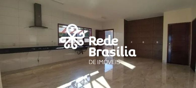 Foto 4 do(a) Casa de 4 quartos à venda em Setor Habitacional Jardim Botânico, Brasília